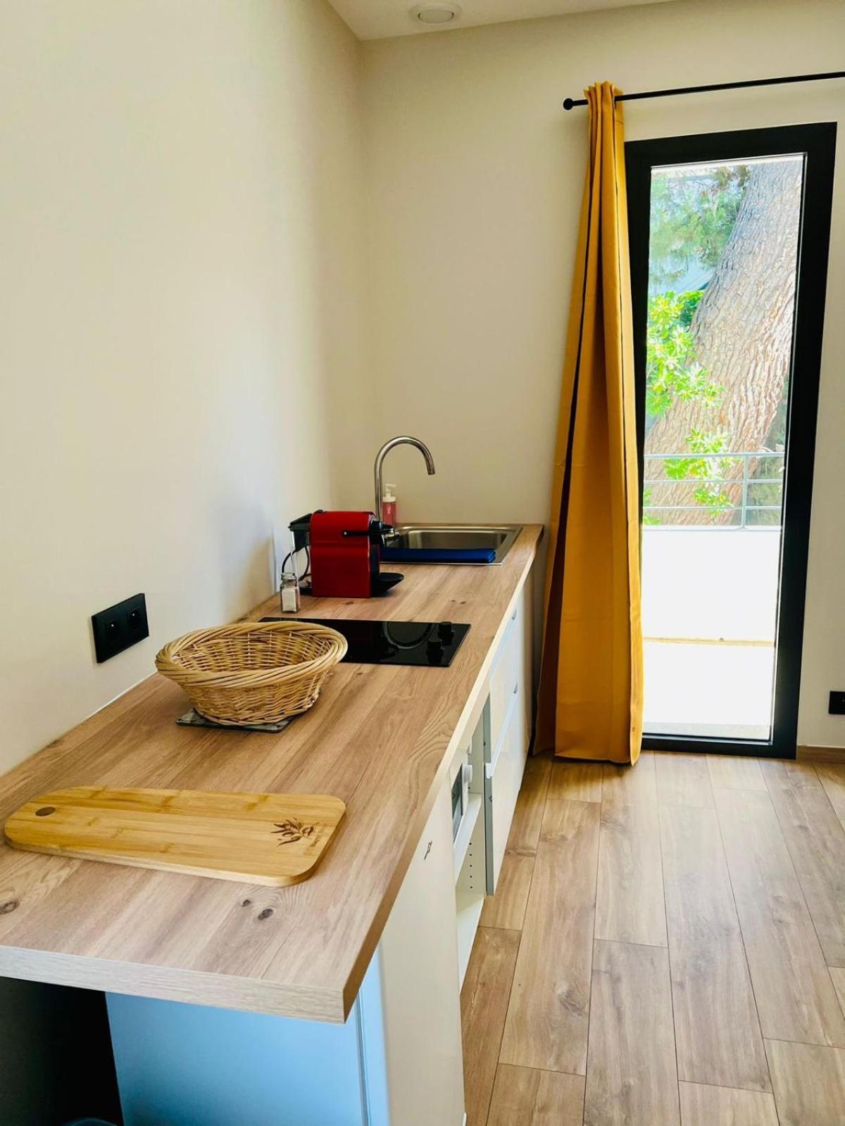 Zina Apartment Cassis Bagian luar foto